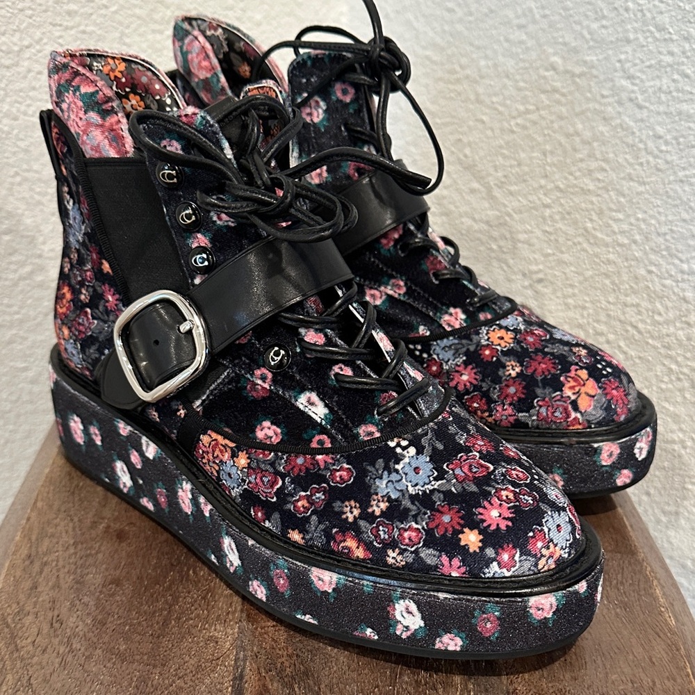 Coach X Tabitha Simmons Chelsea Womens Platform Floral Velvet  Boots Size 5.5